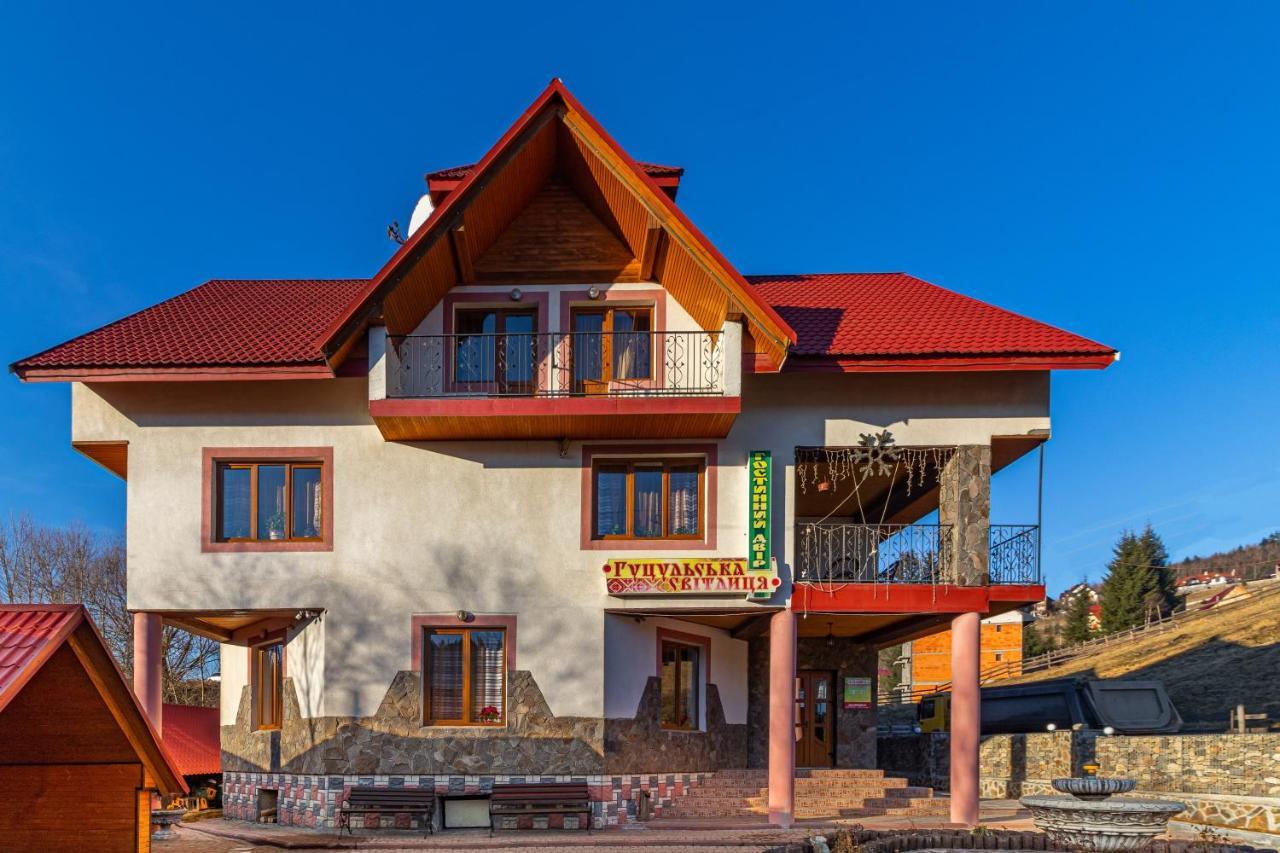 Hotel Гуцульська Світлиця Bukoveľ Exteriér fotografie