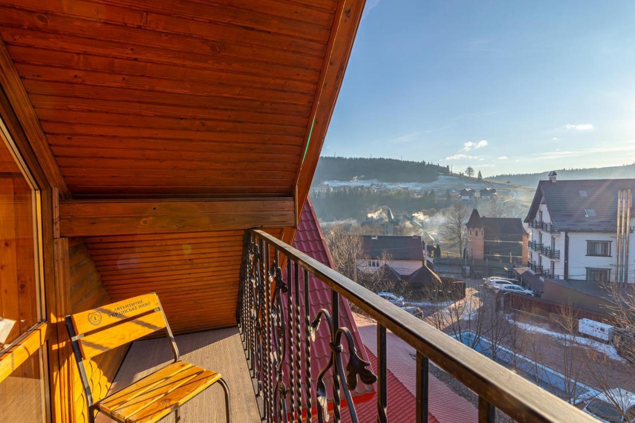 Hotel Гуцульська Світлиця Bukoveľ Exteriér fotografie