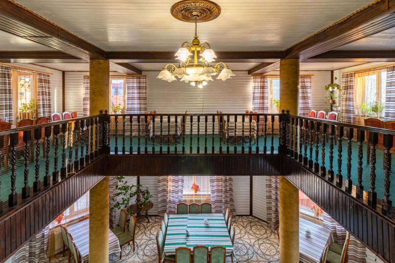 Hotel Гуцульська Світлиця Bukoveľ Exteriér fotografie